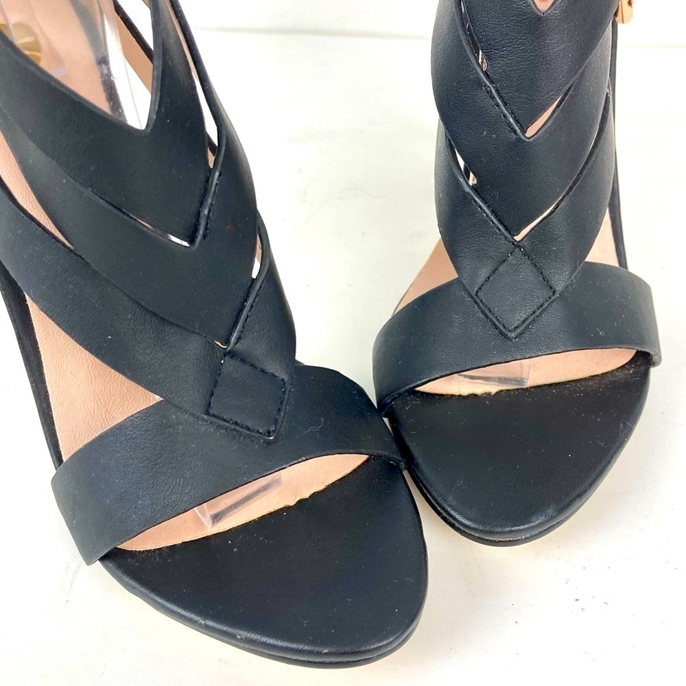 MACHI Black Strappy Boadan Heels/ Sandals   Size 7 - Picture 10 of 14